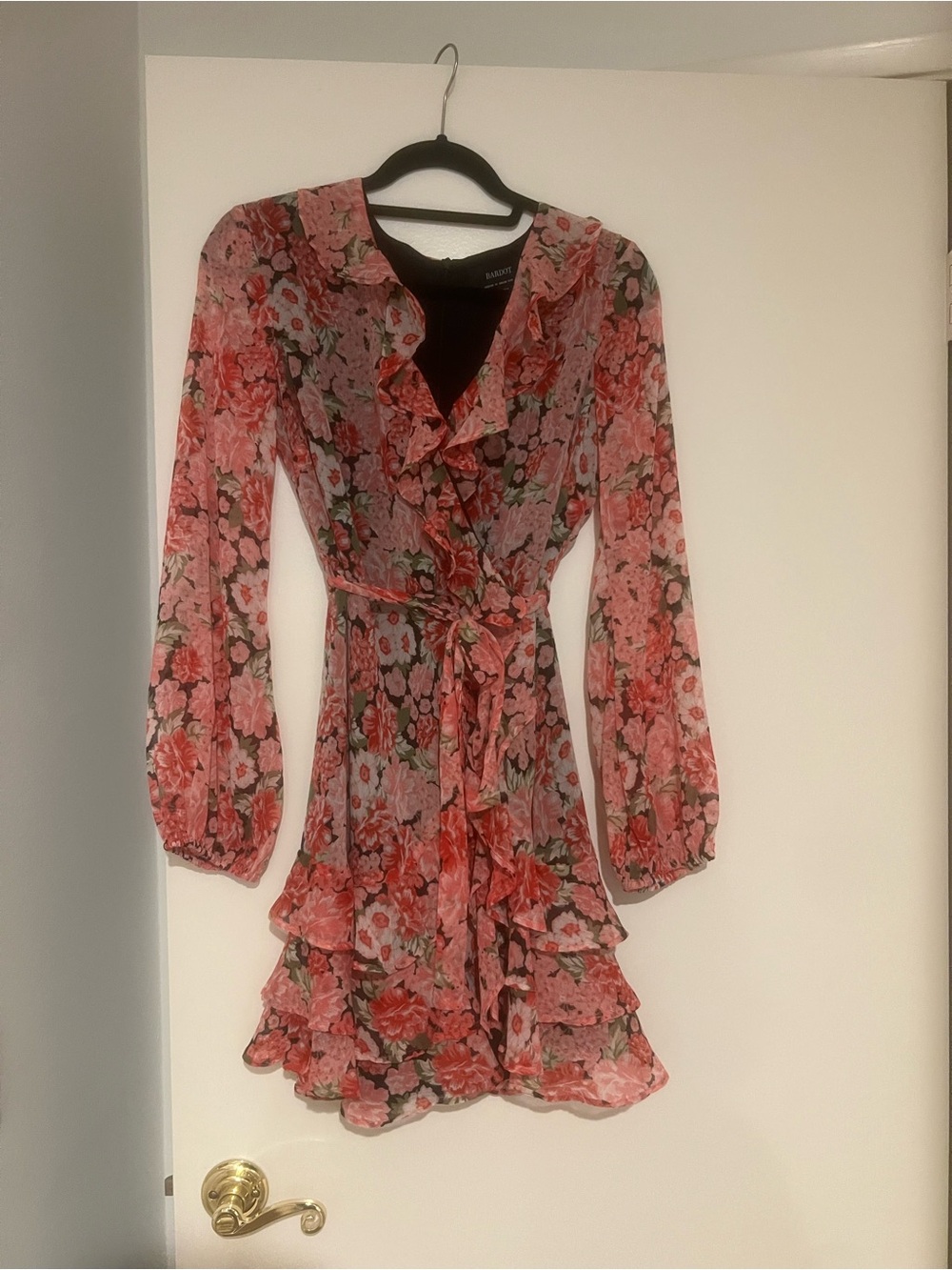 Like new! Bardot - Triple Frill Dress in Pink Gardenia
